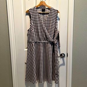 Lane Bryant Faux Wrap Dress Sleeveless Plaid Size 14/16
